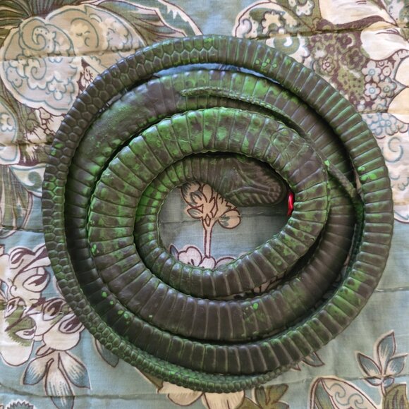 Toy Snake - Picture 2 of 2